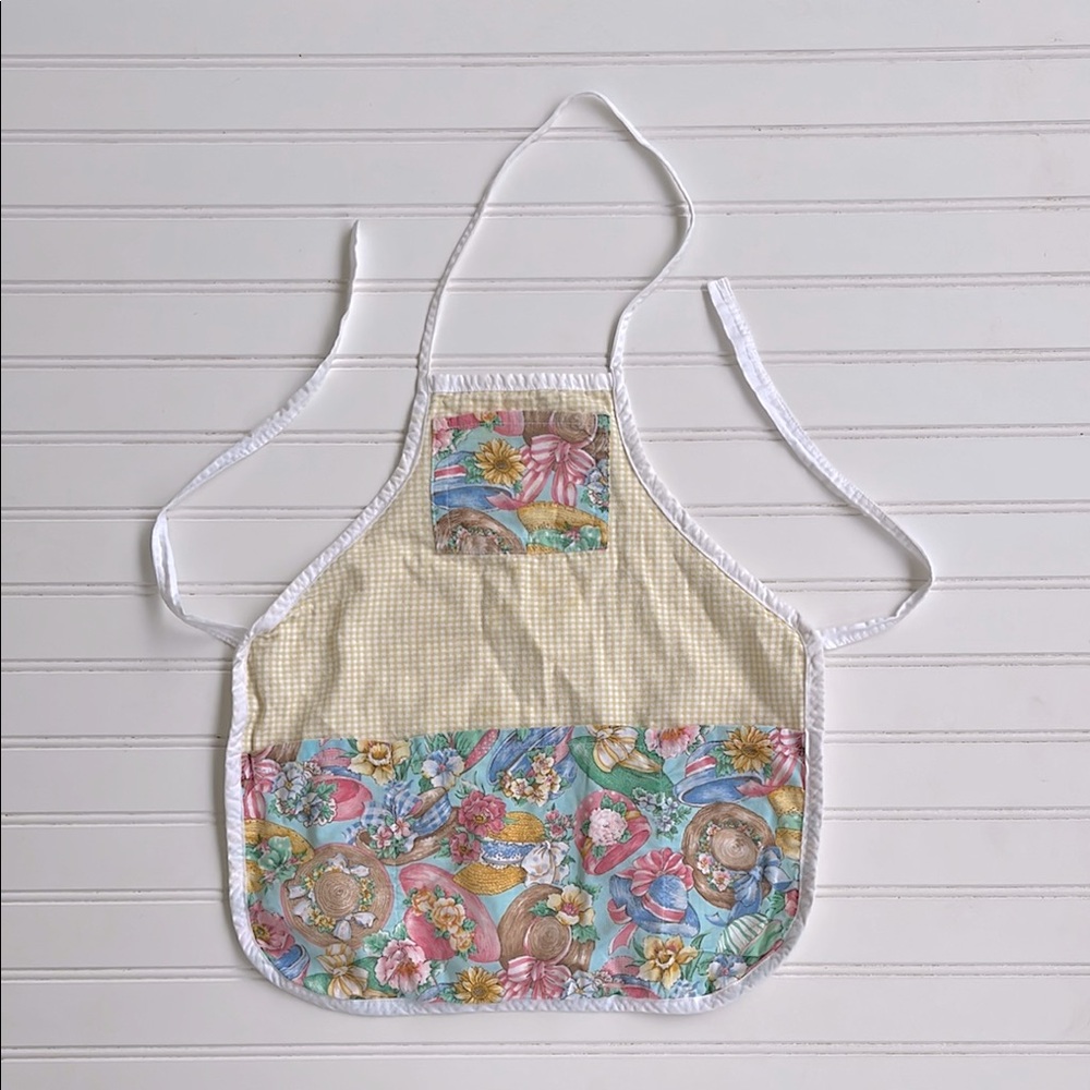 Adorable Cottagecore Fancy Hat Gingham Kids Apron